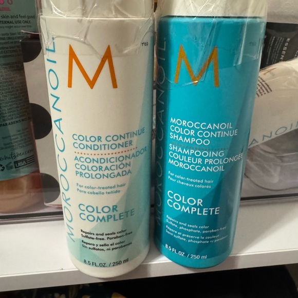 🌟NEW! Moroccanoil Color Care Shampoo & Conditioner Set🌟 New - Picture 1 of 1